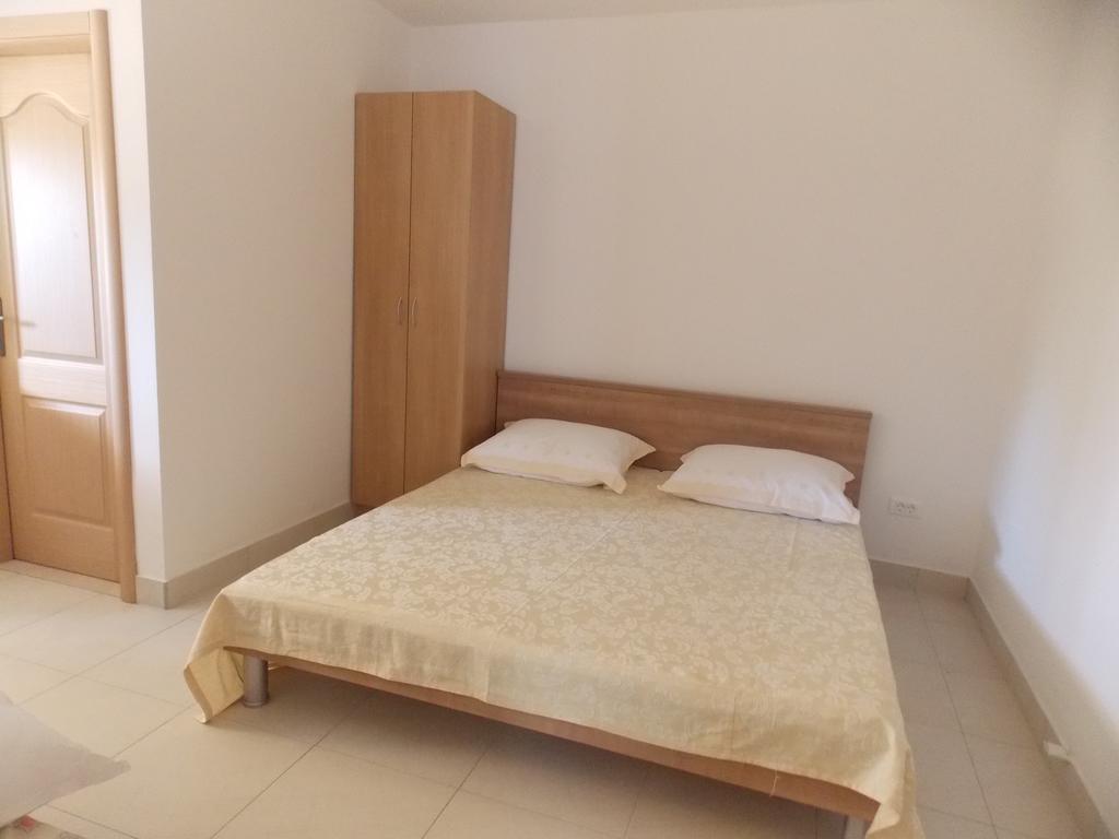 Apartments Franov Bibinje Cameră foto