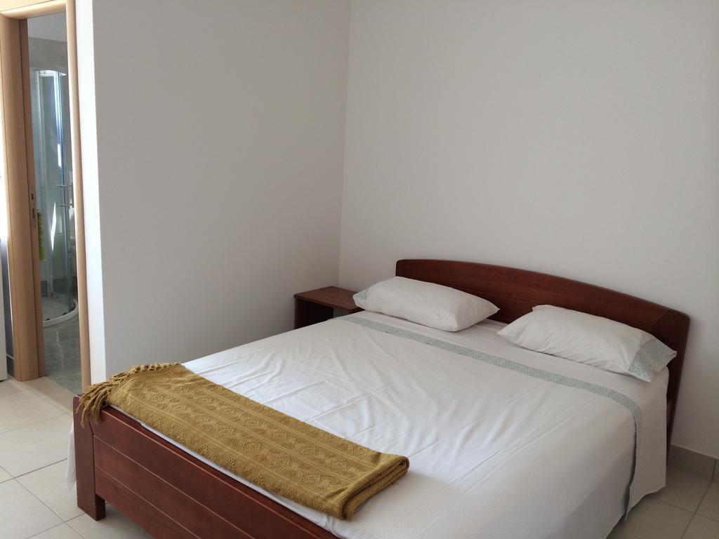 Apartments Franov Bibinje Cameră foto